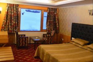 Hotel Hill Top Gulmarg